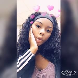 Meet your Posher, Ashley